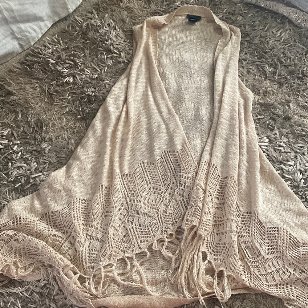 Rue 21 sleeveless cardigan size xs